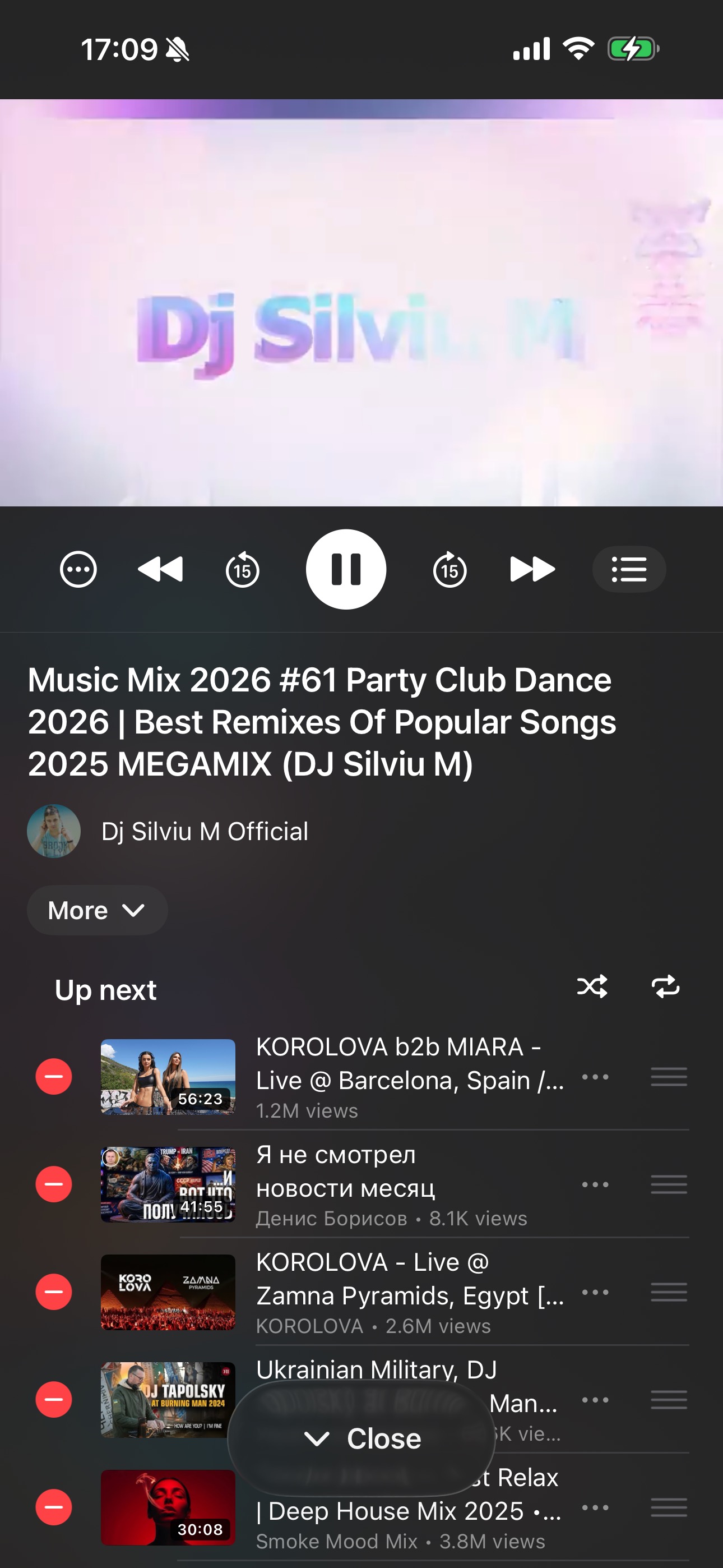 Full-screen player